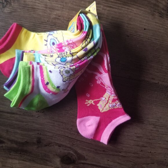 SpongeBob Squarepants 6 pair sock set - Picture 6 of 10